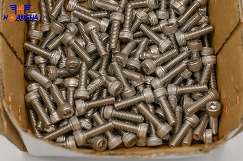 Đặc điểm của bu lông inox