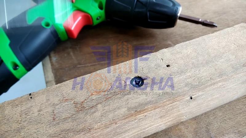 cách bắn vít vào gỗ - ảnh 3