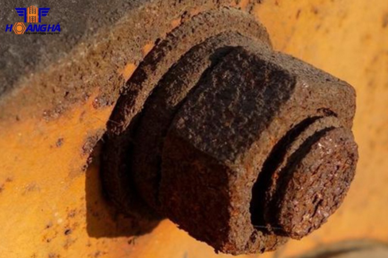 Nguyên nhân gây ra rỉ sét ở ốc vít