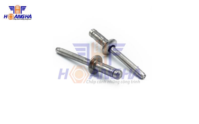 Đinh tán có mạnh hơn bulong không chất lượng cao