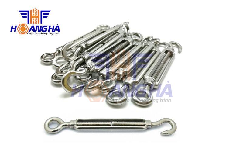 Tăng đơ tháp cầu thang đảm bảo an toàn, chắc chắn và thẩm mỹ trong nội thất nhà