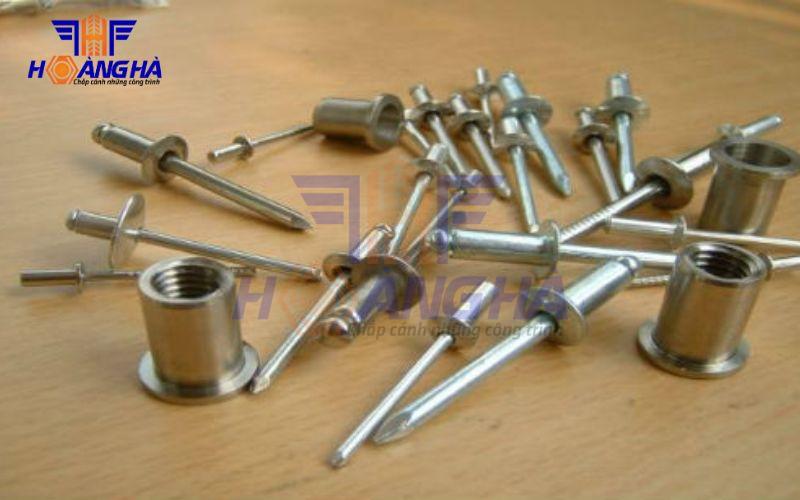 Bulong Hoàng Hà, địa chỉ uy tín mua dụng cụ đóng đinh tán