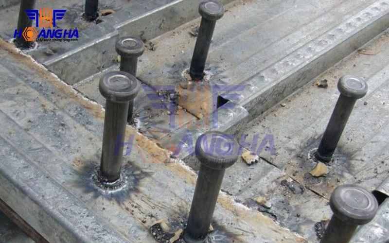 Tìm hiểu chi tiết đinh chống cắt sàn deck