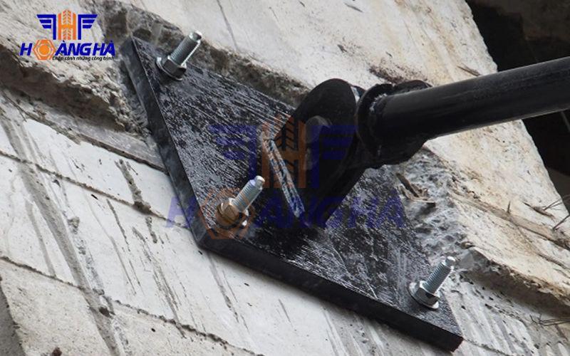 Chuẩn bị trước khi thi công bulong hóa chất