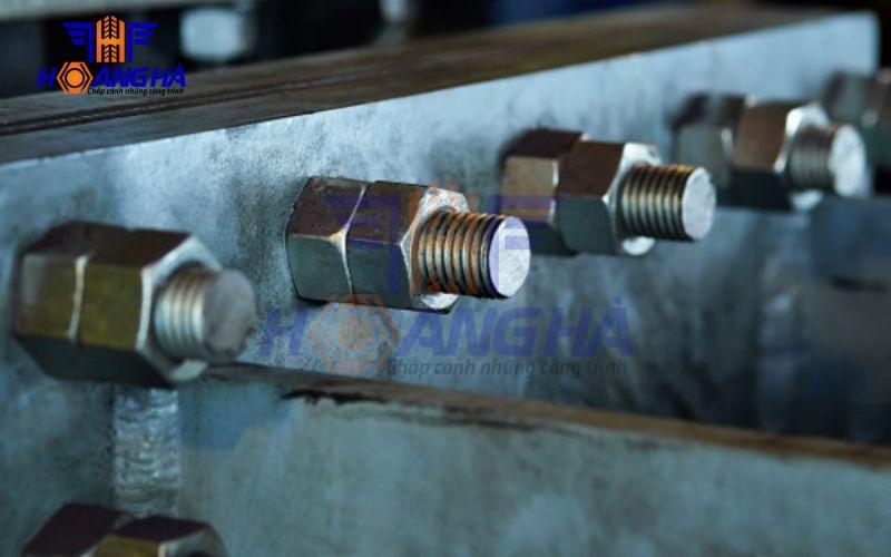 Bulong inox 201 ứng dụng trong liên kết chi tiết chắc chắn