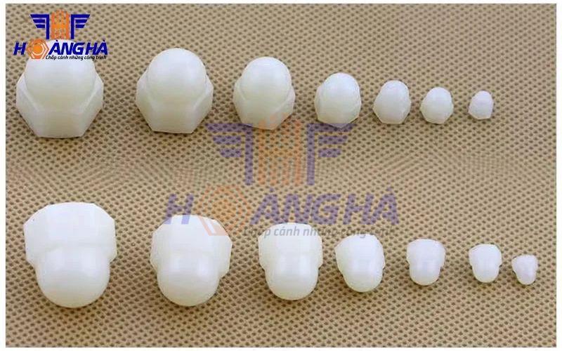 Đai ốc nhựa có nhiều kích thước khác nhau