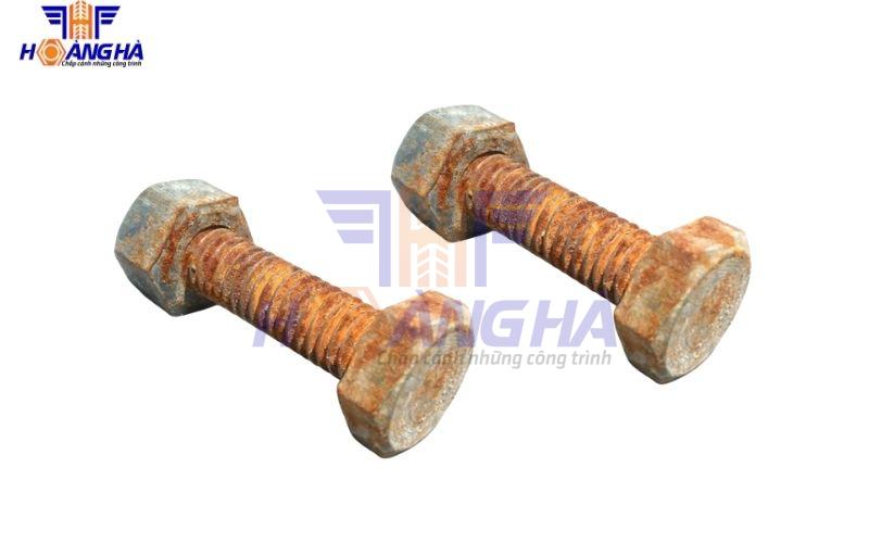Ngâm nước liên tục và chu kỳ ướt khô